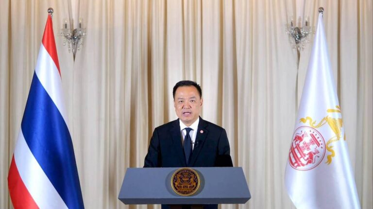 แถลงการณ์นายกรัฐมนตรี พระบรมราชชนนีพันปีหลวง สวรรคต