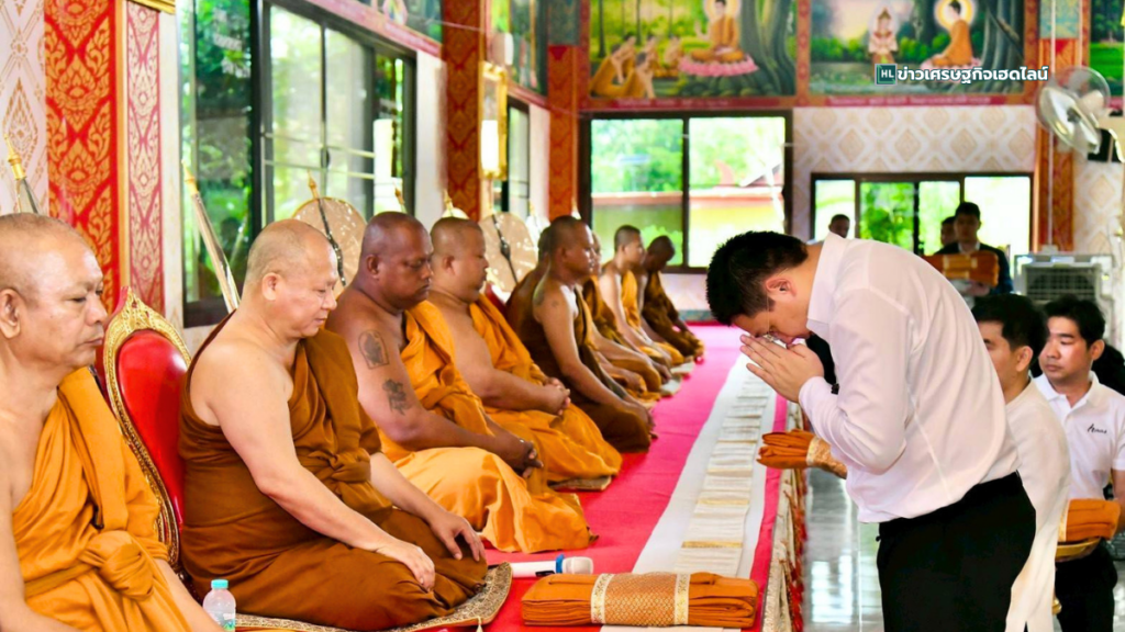pattarapong respect monk